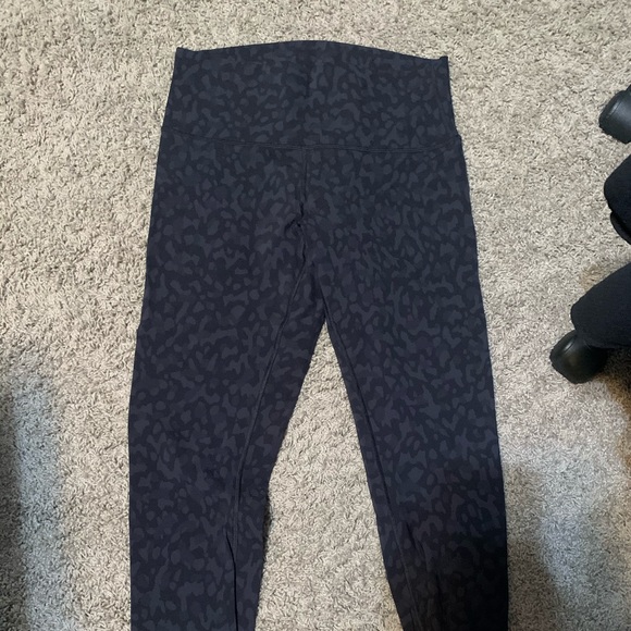 lululemon athletica Pants - Lululemon wunder under leggings